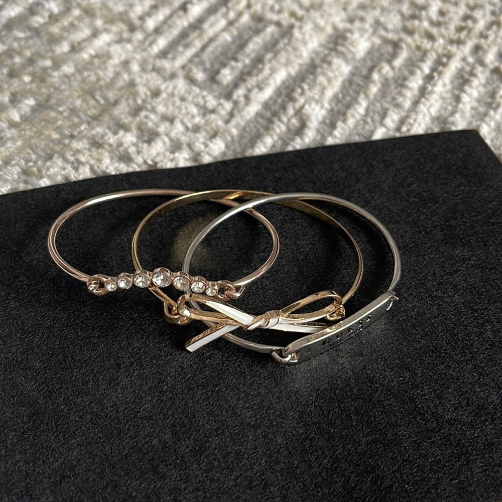 GUESS Bracelets